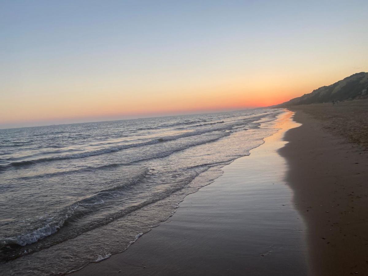 Apartamento Punta Umbria Junto A La Ria Dış mekan fotoğraf